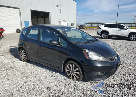 2013 Honda Fit Sport z USA, uszkodzony, nr VIN JHMGE8H59DC004551